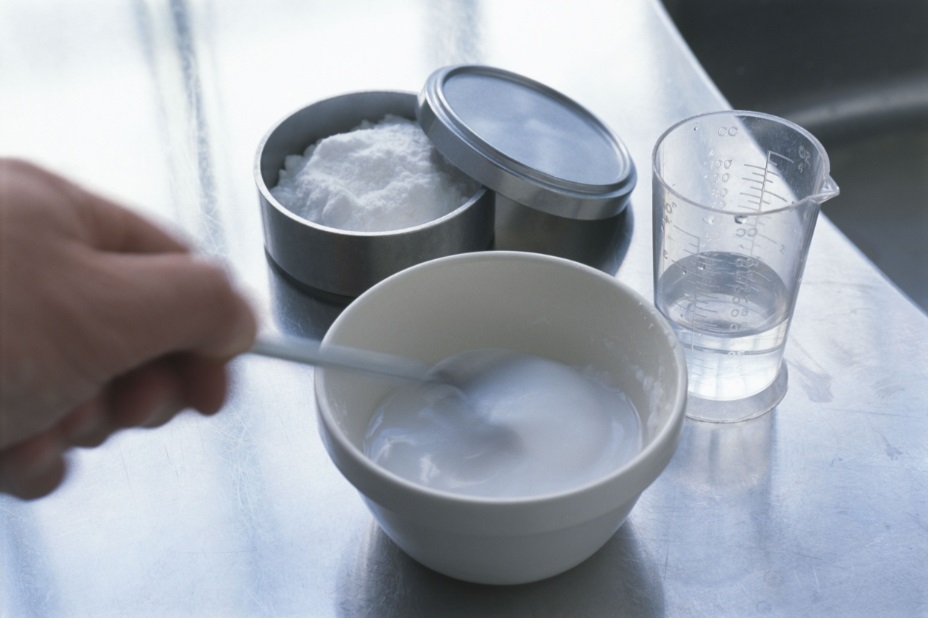  5 toepassingen van zuiveringszout in huishoudelijke reiniging